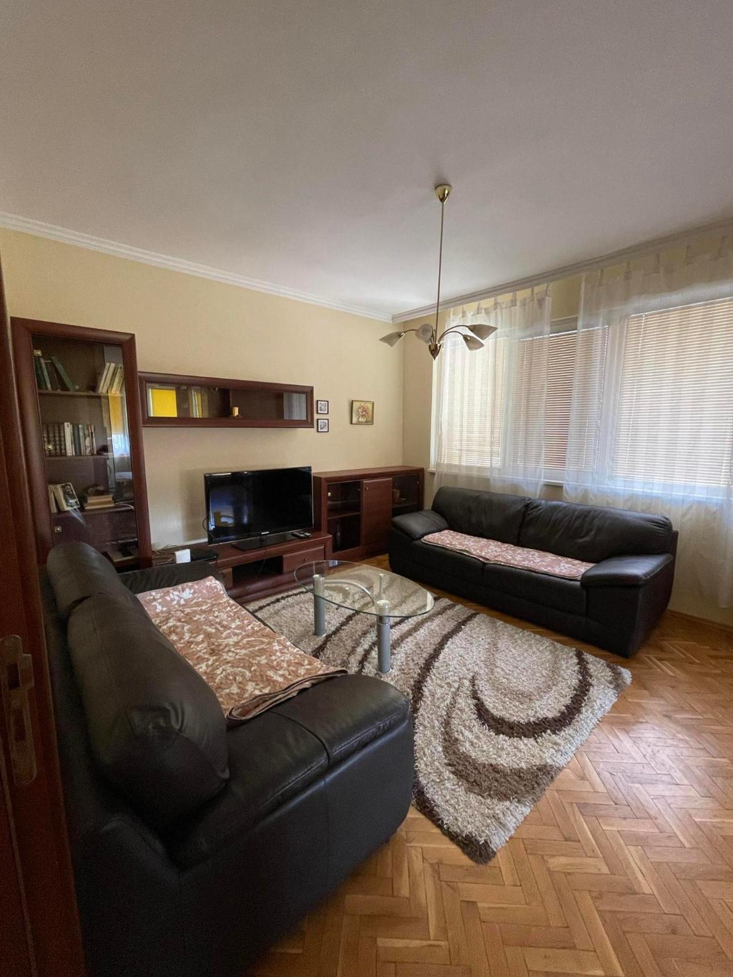 Sunny Cozy Flat In The Centre, Close To Beach, 4 Rooms, 105Sqm Varna Extérieur photo
